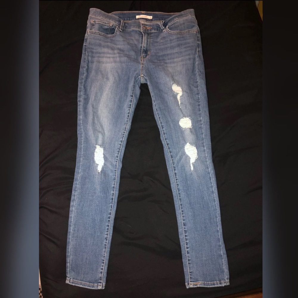 Levi’s 710